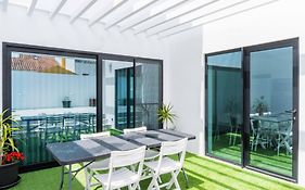 Encanto Terrace House